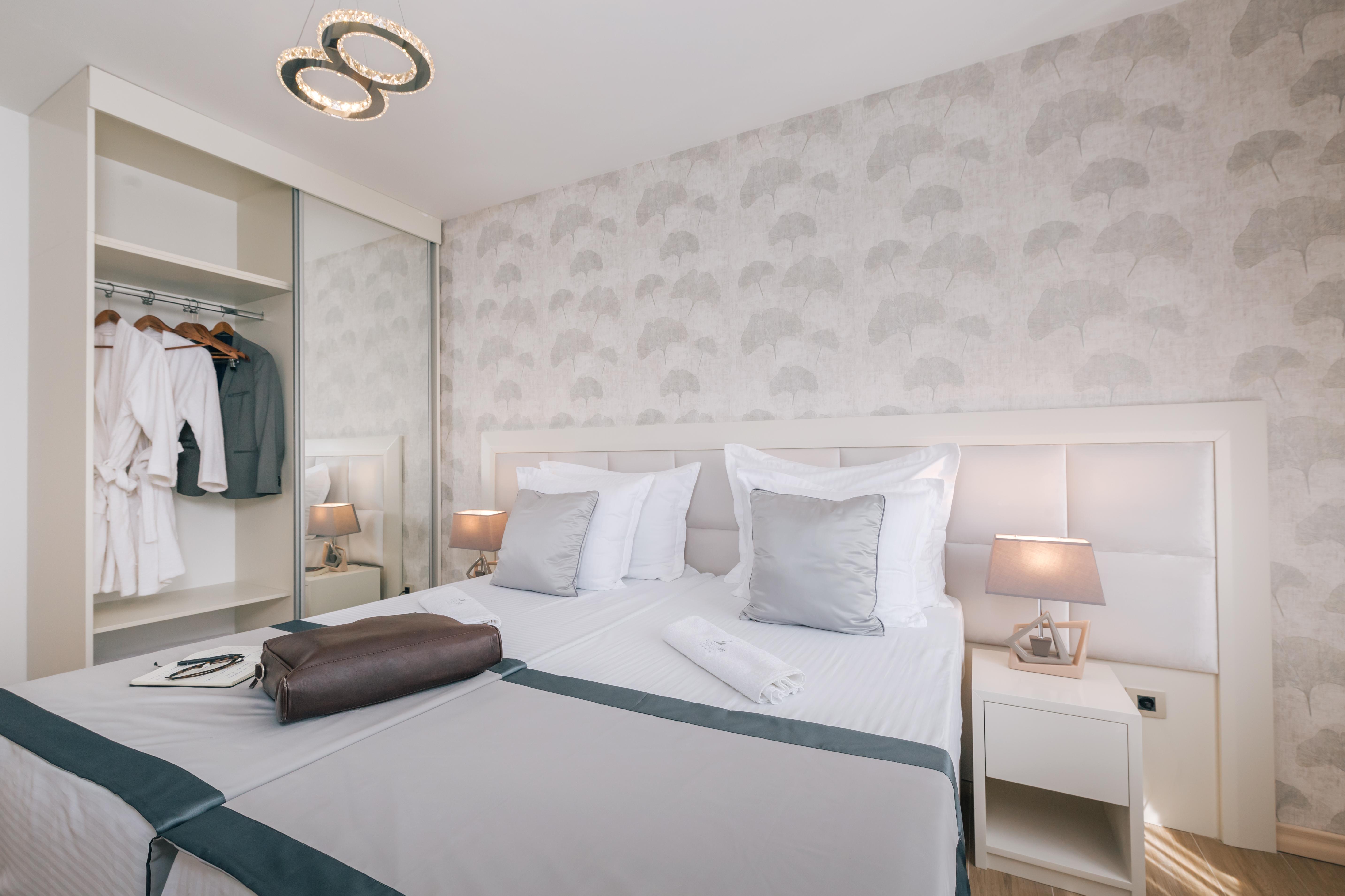 Splendido Mb Apartments Tivat Bagian luar foto