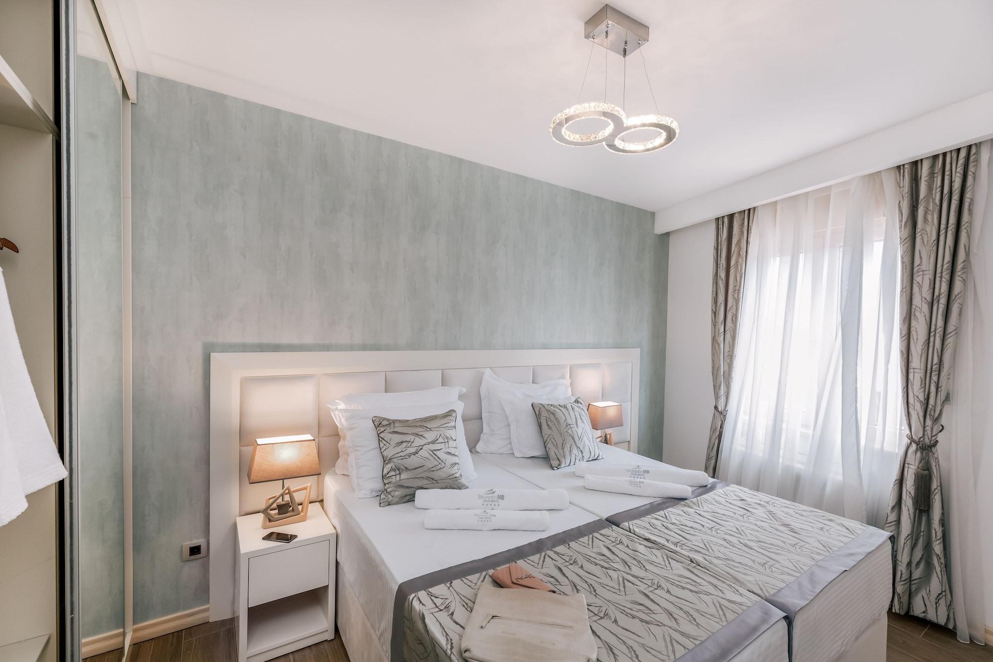 Splendido Mb Apartments Tivat Bagian luar foto