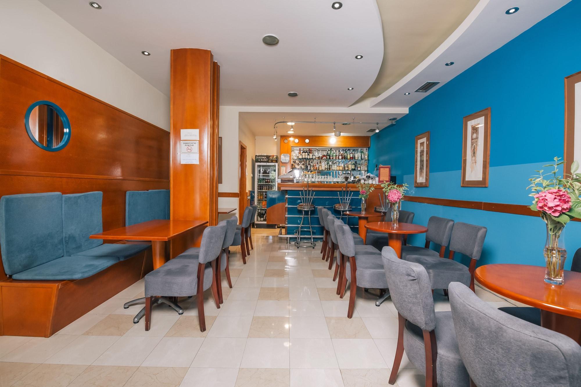Splendido Mb Apartments Tivat Bagian luar foto