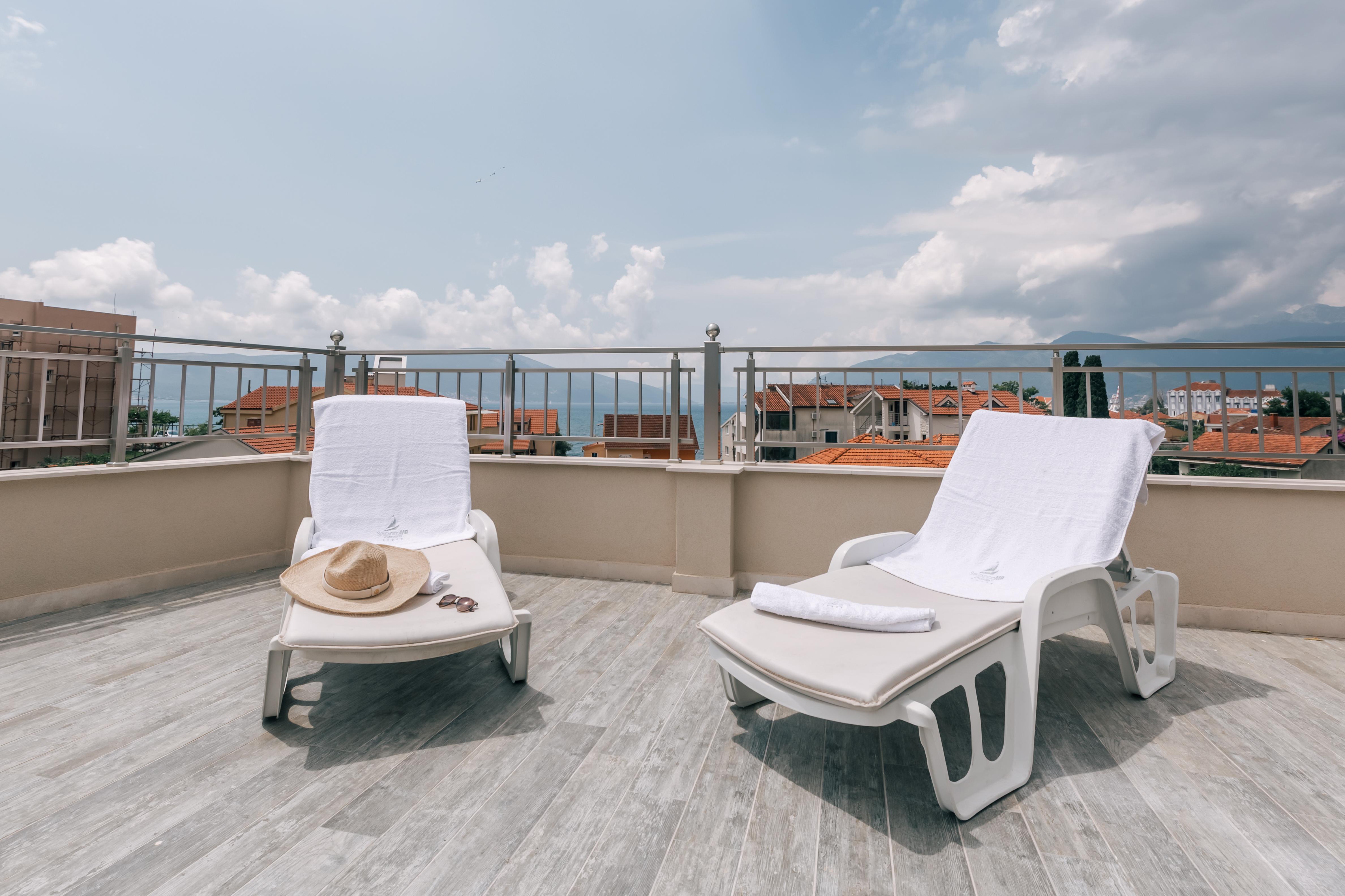 Splendido Mb Apartments Tivat Bagian luar foto