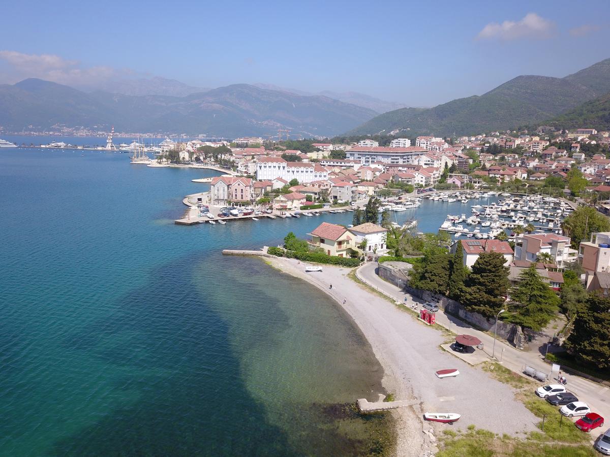Splendido Mb Apartments Tivat Bagian luar foto