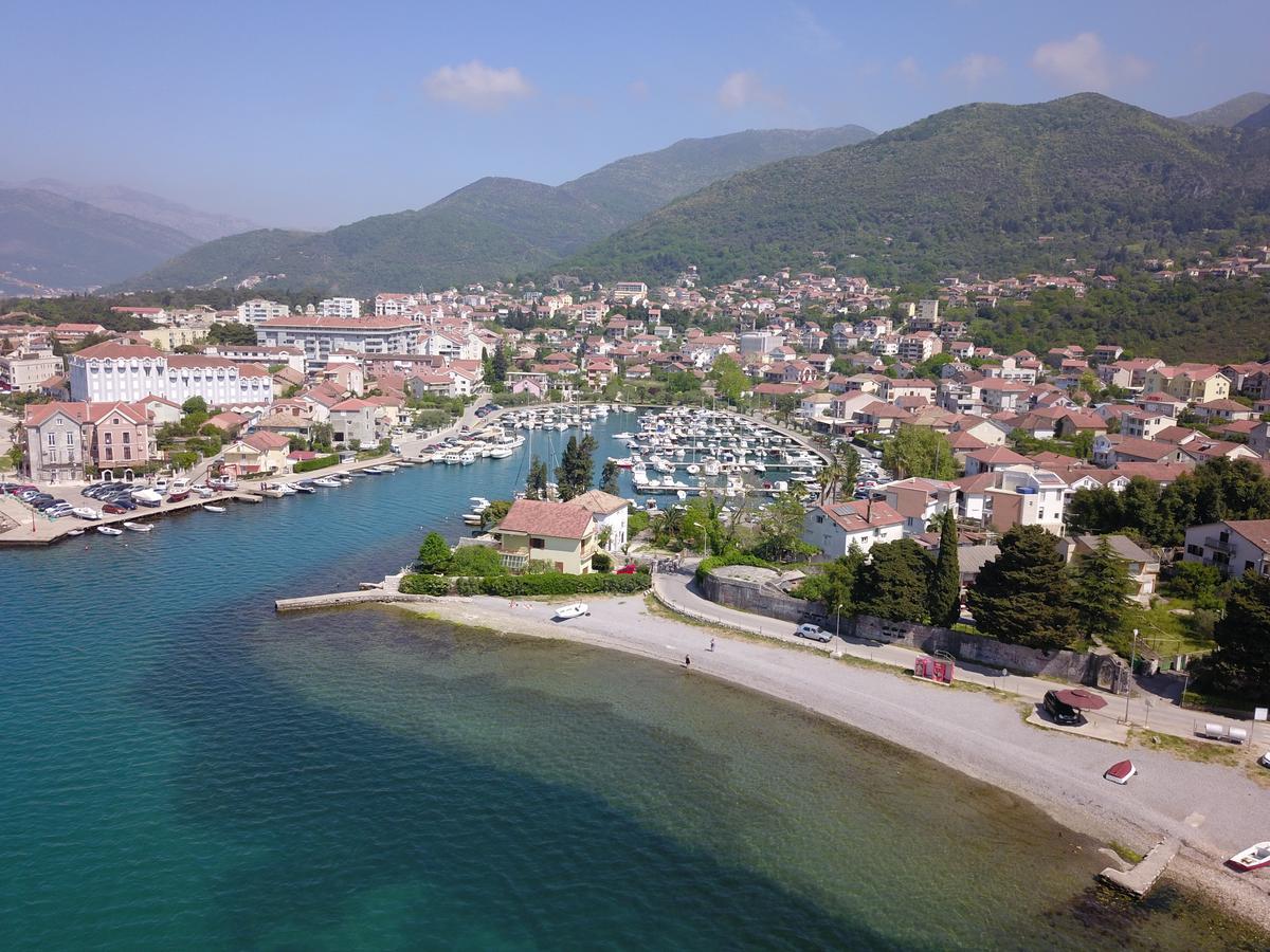Splendido Mb Apartments Tivat Bagian luar foto