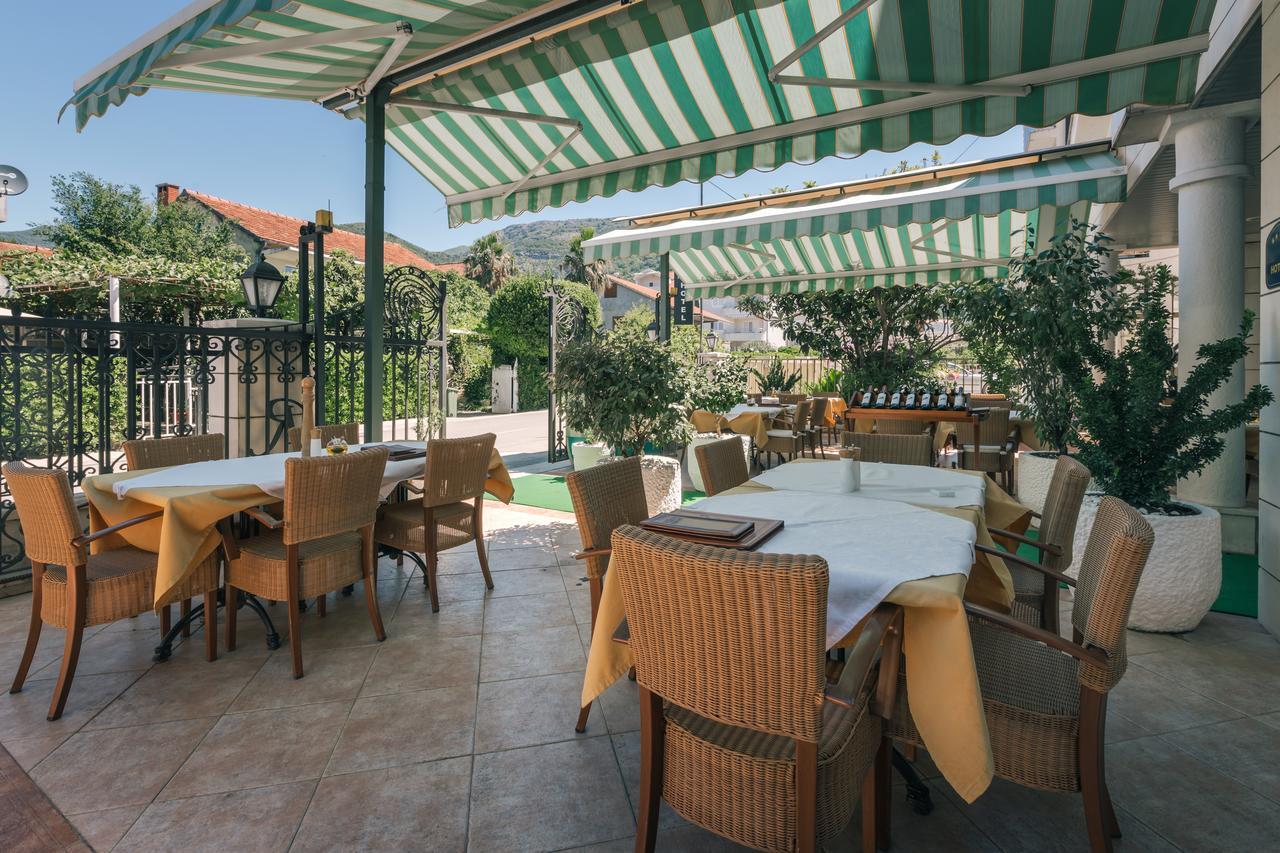 Splendido Mb Apartments Tivat Bagian luar foto